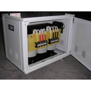 三科调压电源有限公司 三相隔离变压器 额定功率 1000W 输入电压 220V